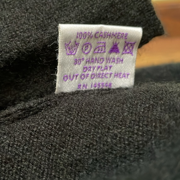 Brora UK cashmere cardigan - Picture 4 of 6